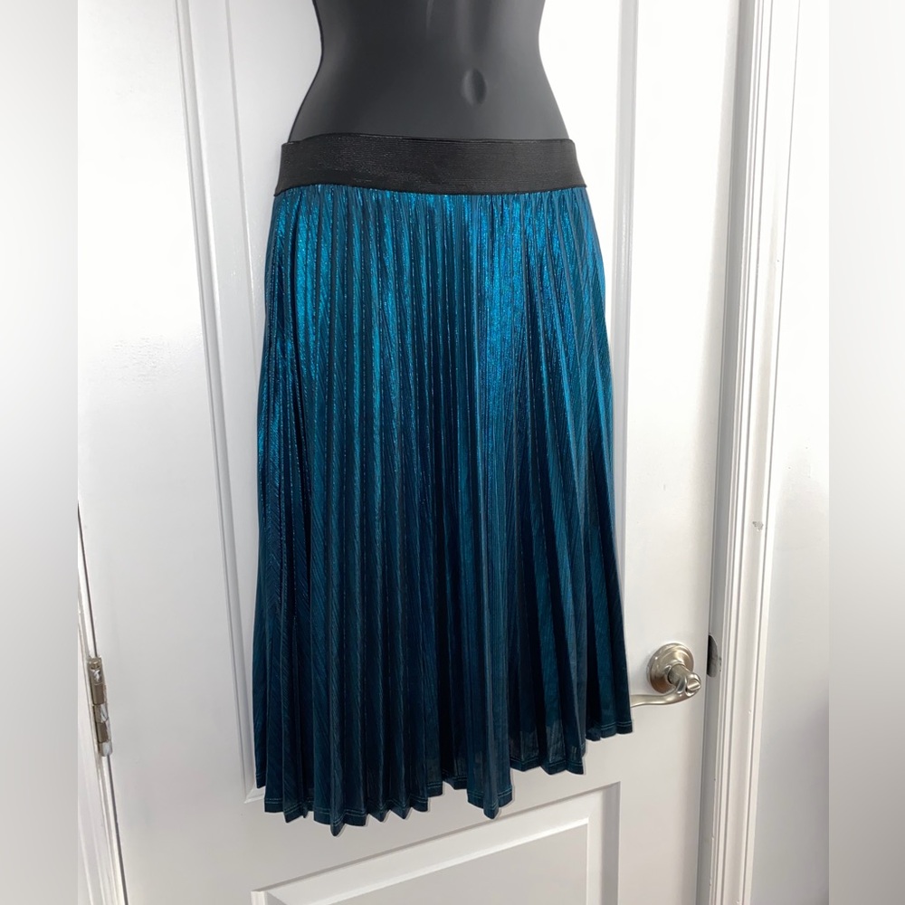 Forever 21 Metallic Blue Pleated Midi Skirt - Picture 8 of 11